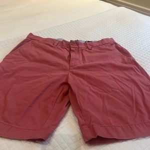 Tommy Hilfiger men’s pink shorts size 32